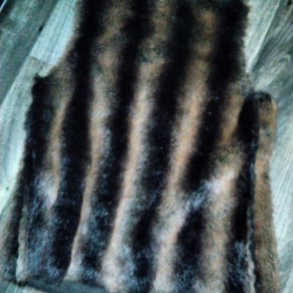 Bear Fur Vest - image 8